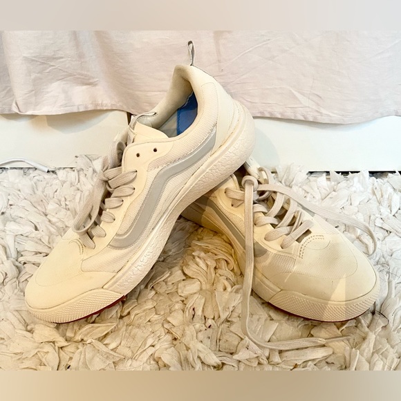 Vans Shoes - Vans Ultrarange